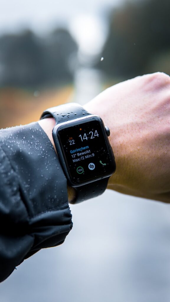 Smart watches vs traditional watches